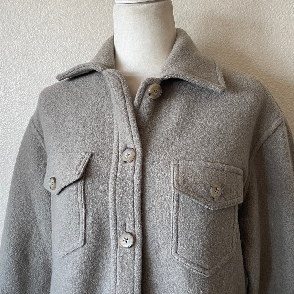 Aritzia Wilfred Free The Ganna™ Shirt Jacket - Picture 2 of 8